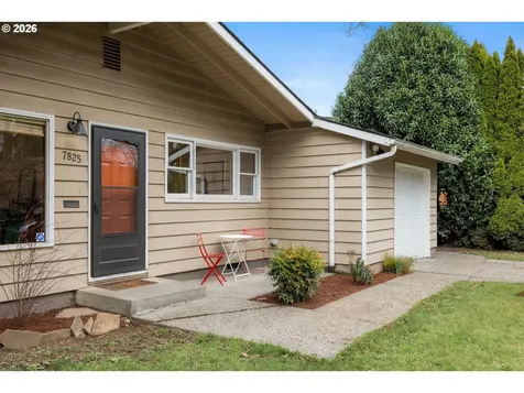 7825 SE Sherman Street Portland OR 97215