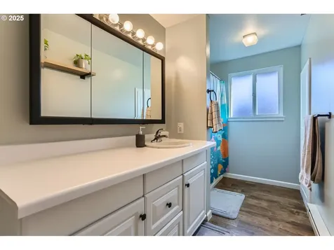 1424 SE Villard Street Mcminnville OR 97128