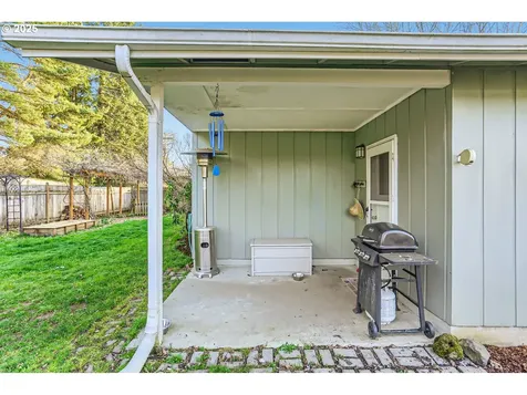 1424 SE Villard Street Mcminnville OR 97128