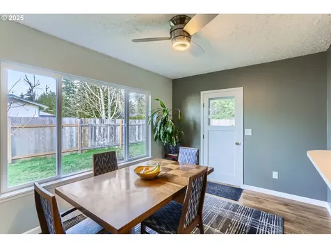 1424 SE Villard Street Mcminnville OR 97128