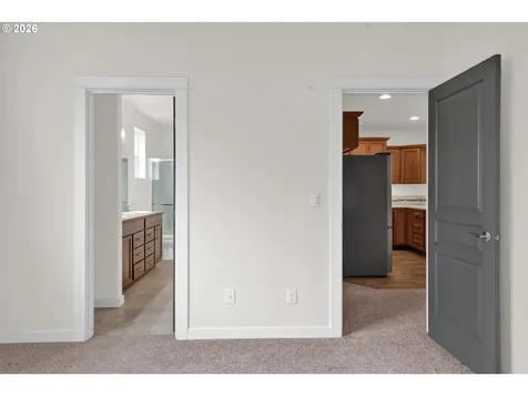 32944 E Lincoln Way Eugene OR 97408