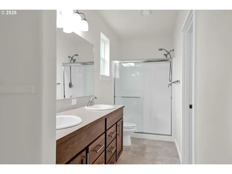 32944 E Lincoln Way Eugene OR 97408
