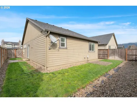 32944 E Lincoln Way Eugene OR 97408
