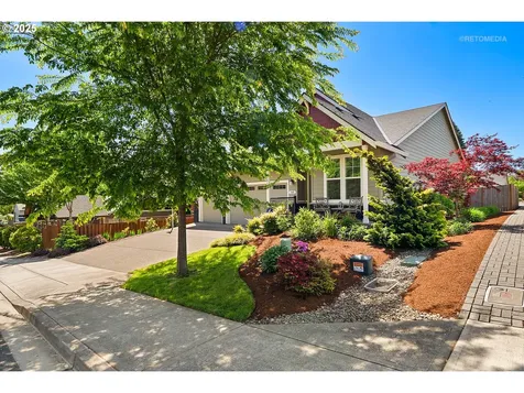 601 SW 7th Street Dundee OR 97115