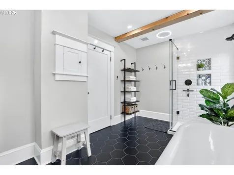 510 Monroe Street Oregon City OR 97045