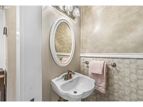 2214 Haviland Drive Grants Pass OR 97527