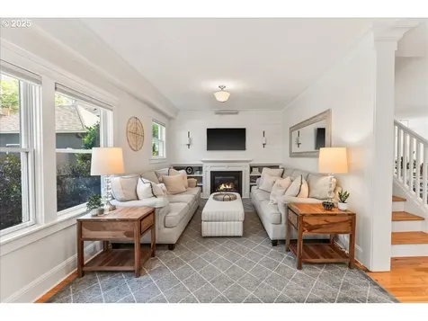 7418 SE 28th Avenue Portland OR 97202