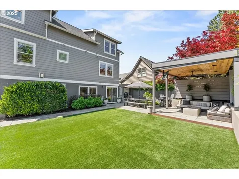7418 SE 28th Avenue Portland OR 97202