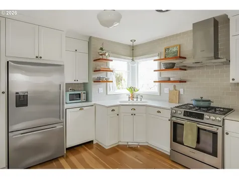 6615 NE 26th Avenue Portland OR 97211