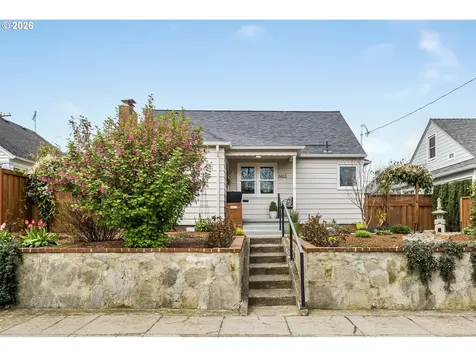 6615 NE 26th Avenue Portland OR 97211