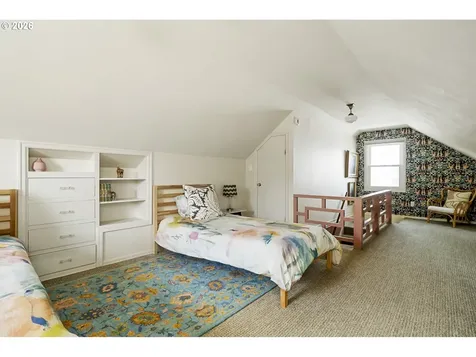 6615 NE 26th Avenue Portland OR 97211