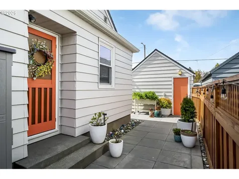 6615 NE 26th Avenue Portland OR 97211