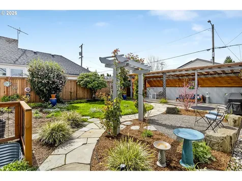 6615 NE 26th Avenue Portland OR 97211