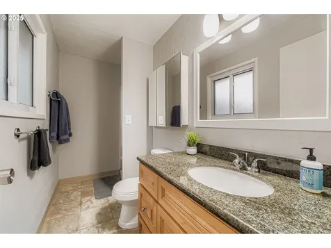 1833 NE 157th Avenue Portland OR 97230