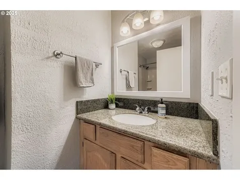 1833 NE 157th Avenue Portland OR 97230
