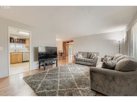 1833 NE 157th Avenue Portland OR 97230