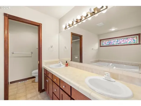 1732 SE 28th Court Gresham OR 97080