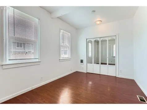 6436 SE 72nd Avenue Portland OR 97206