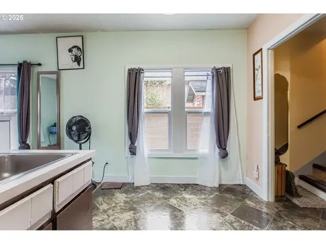 1549 N Blandena Street Portland OR 97217