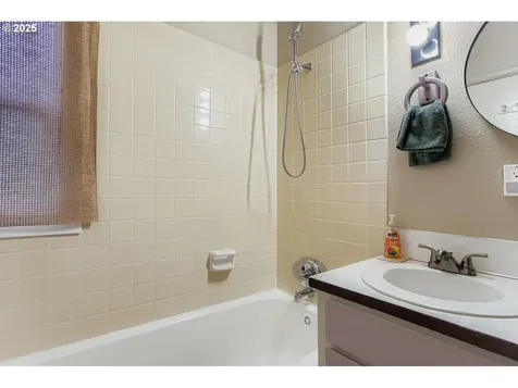 1549 N Blandena Street Portland OR 97217