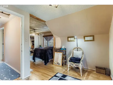 1549 N Blandena Street Portland OR 97217