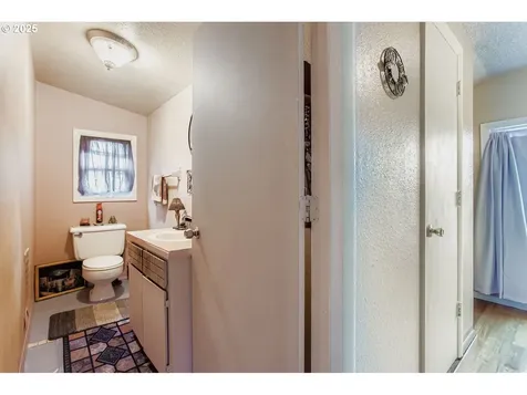 1549 N Blandena Street Portland OR 97217
