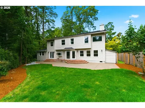 5760 Meridian Court Lake Oswego OR 97035