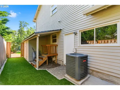 5760 Meridian Court Lake Oswego OR 97035