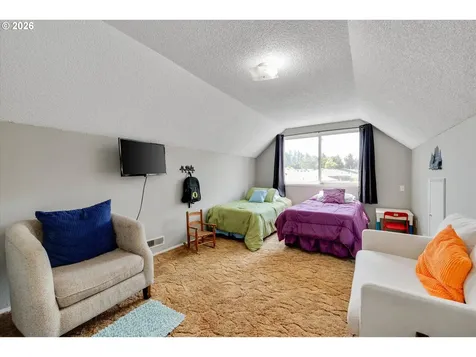 1563 NE Village Squire Court Gresham OR 97030