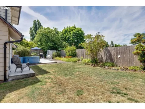 1563 NE Village Squire Court Gresham OR 97030