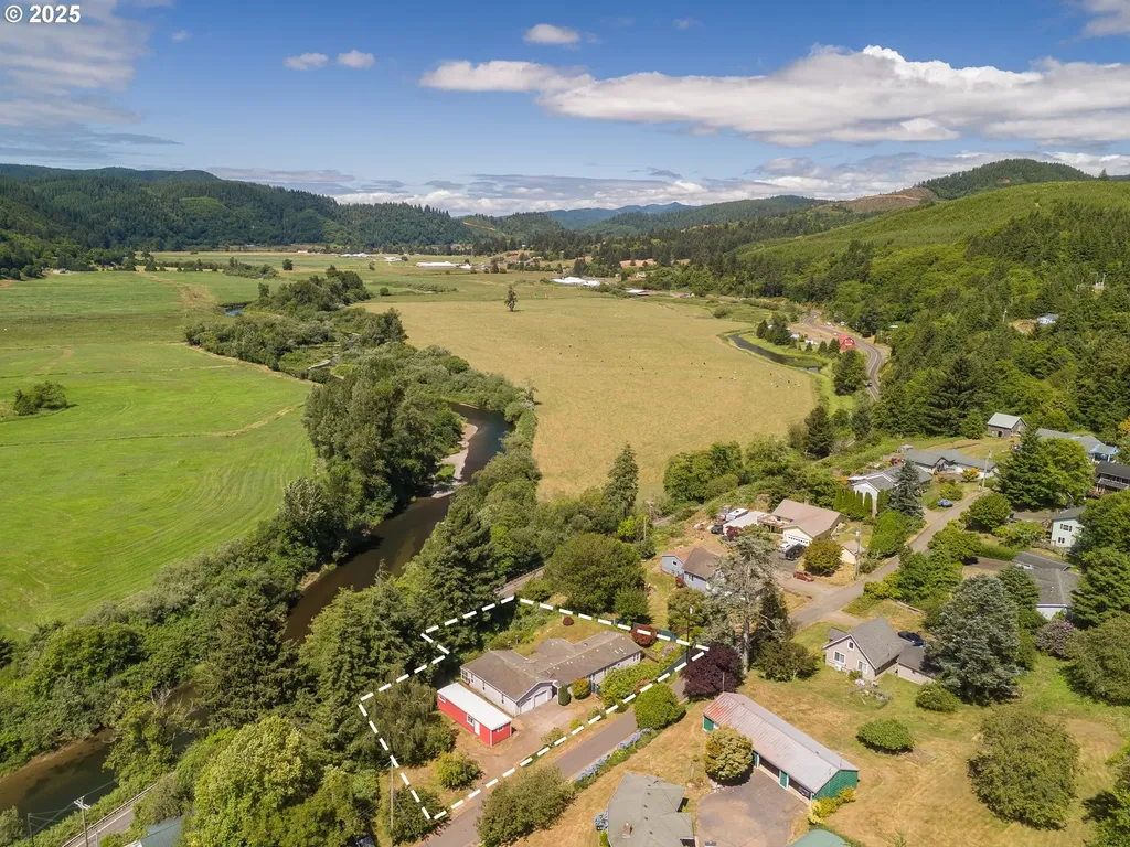 13970 Campground Street Cloverdale OR 97112