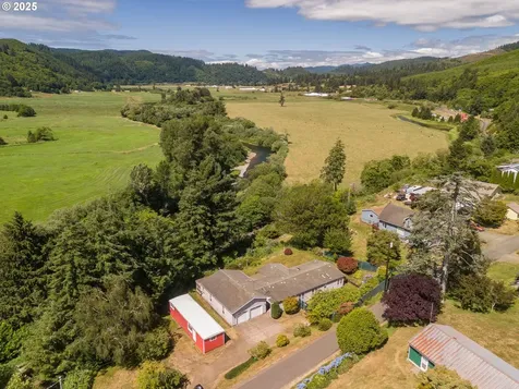 13970 Campground Street Cloverdale OR 97112
