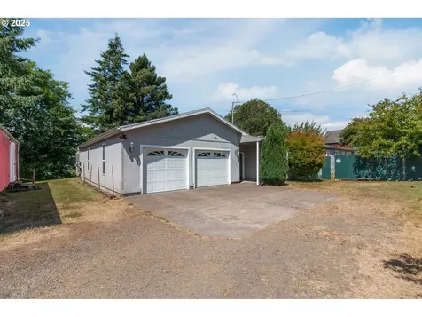 13970 Campground Street Cloverdale OR 97112