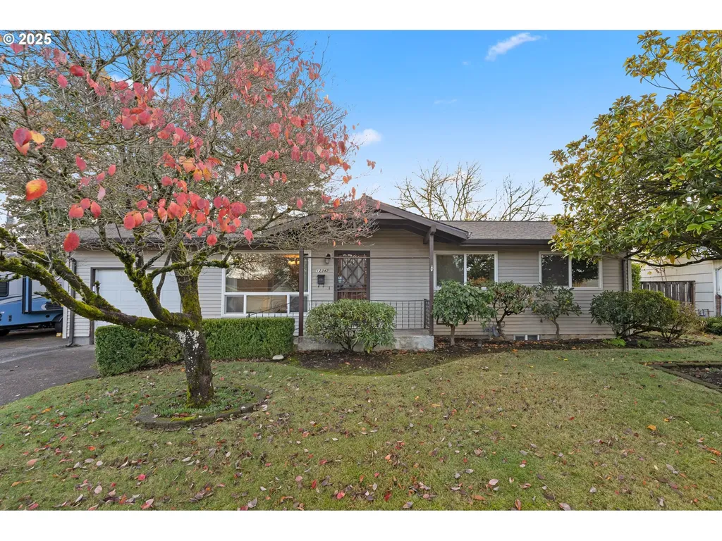 12342 NE Knott Street Portland OR 97230