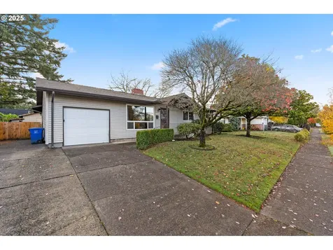 12342 NE Knott Street Portland OR 97230