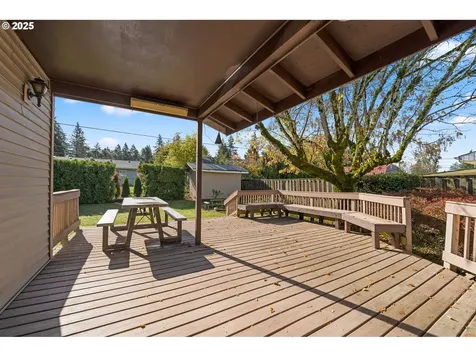 12342 NE Knott Street Portland OR 97230