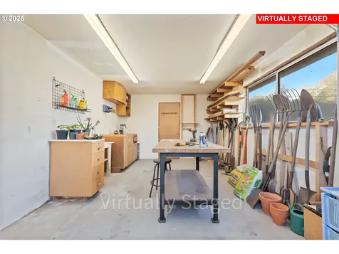 12342 NE Knott Street Portland OR 97230