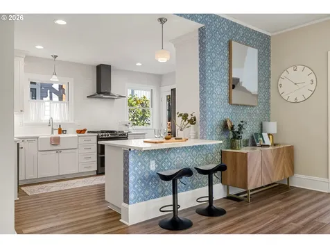 3312 S Corbett Avenue Portland OR 97239