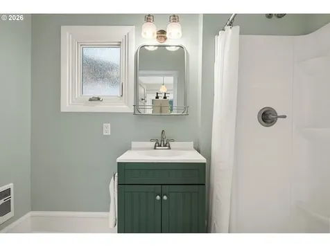 3312 S Corbett Avenue Portland OR 97239