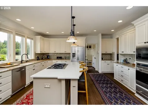 21440 S Meadowridge Court Oregon City OR 97045
