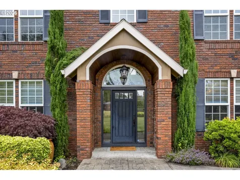 21440 S Meadowridge Court Oregon City OR 97045