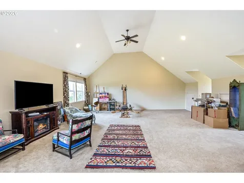 21440 S Meadowridge Court Oregon City OR 97045