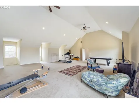 21440 S Meadowridge Court Oregon City OR 97045