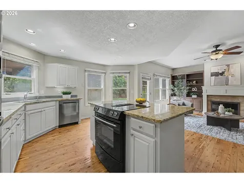 13202 Rogers Road Lake Oswego OR 97035