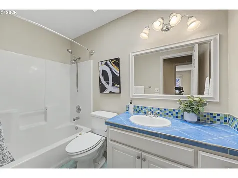 13202 Rogers Road Lake Oswego OR 97035