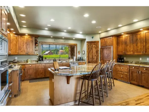 60 Jennings Road Trout Lake WA 98650