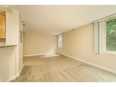 1205 SW Cardinell Drive Portland OR 97201