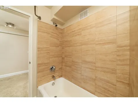 1205 SW Cardinell Drive Portland OR 97201