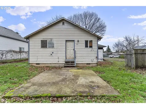 805 SE 197th Avenue Portland OR 97233