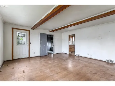 805 SE 197th Avenue Portland OR 97233